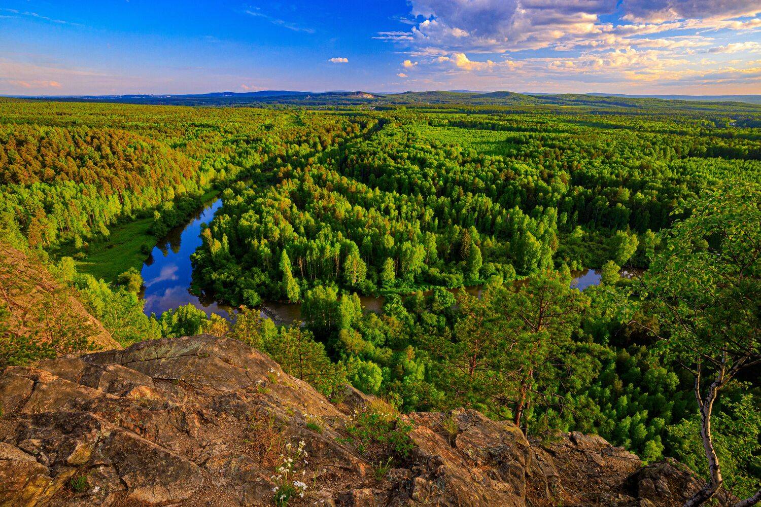 Дали без края.