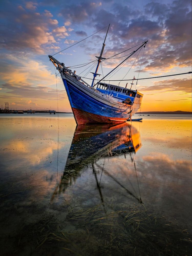 Photograph by putu utomo