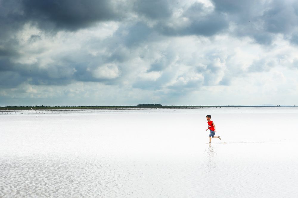 Photograph by Tung Vu Thanh