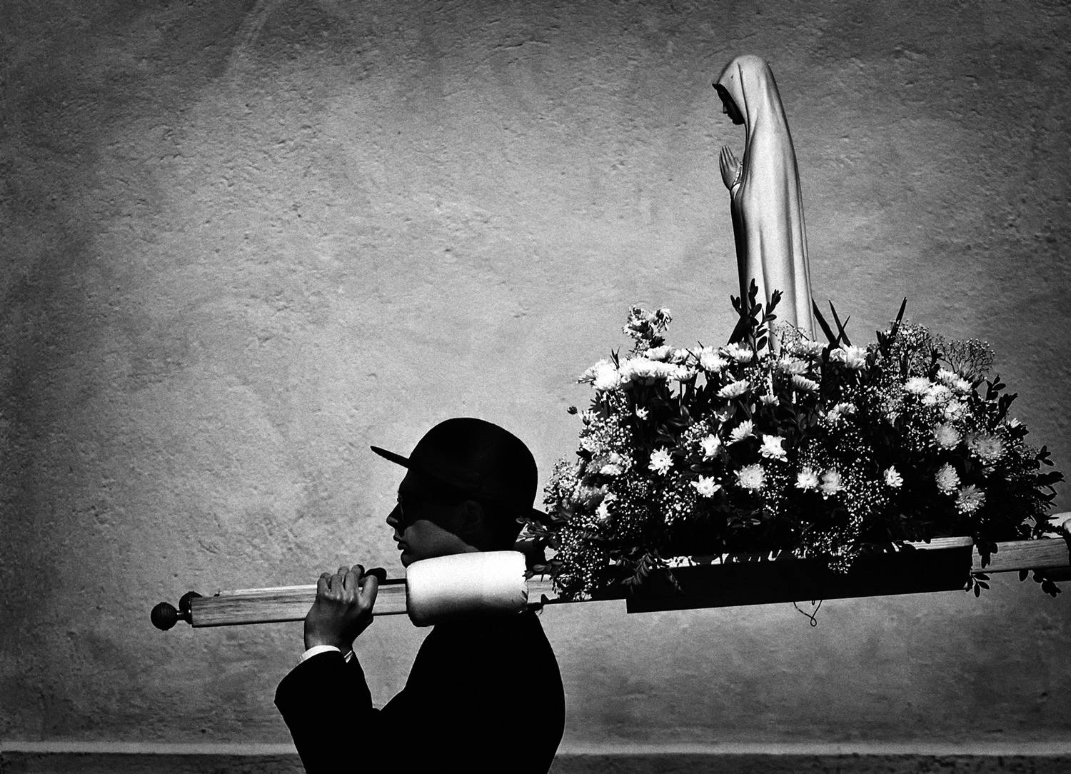 A Divine white, a human black