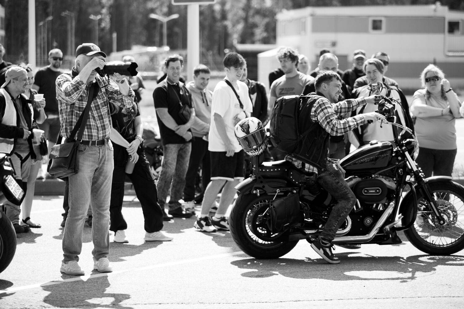 Photo #13697536