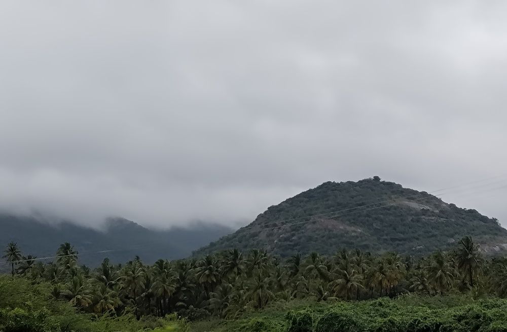 “Misty Mountains, Silent Valleys”