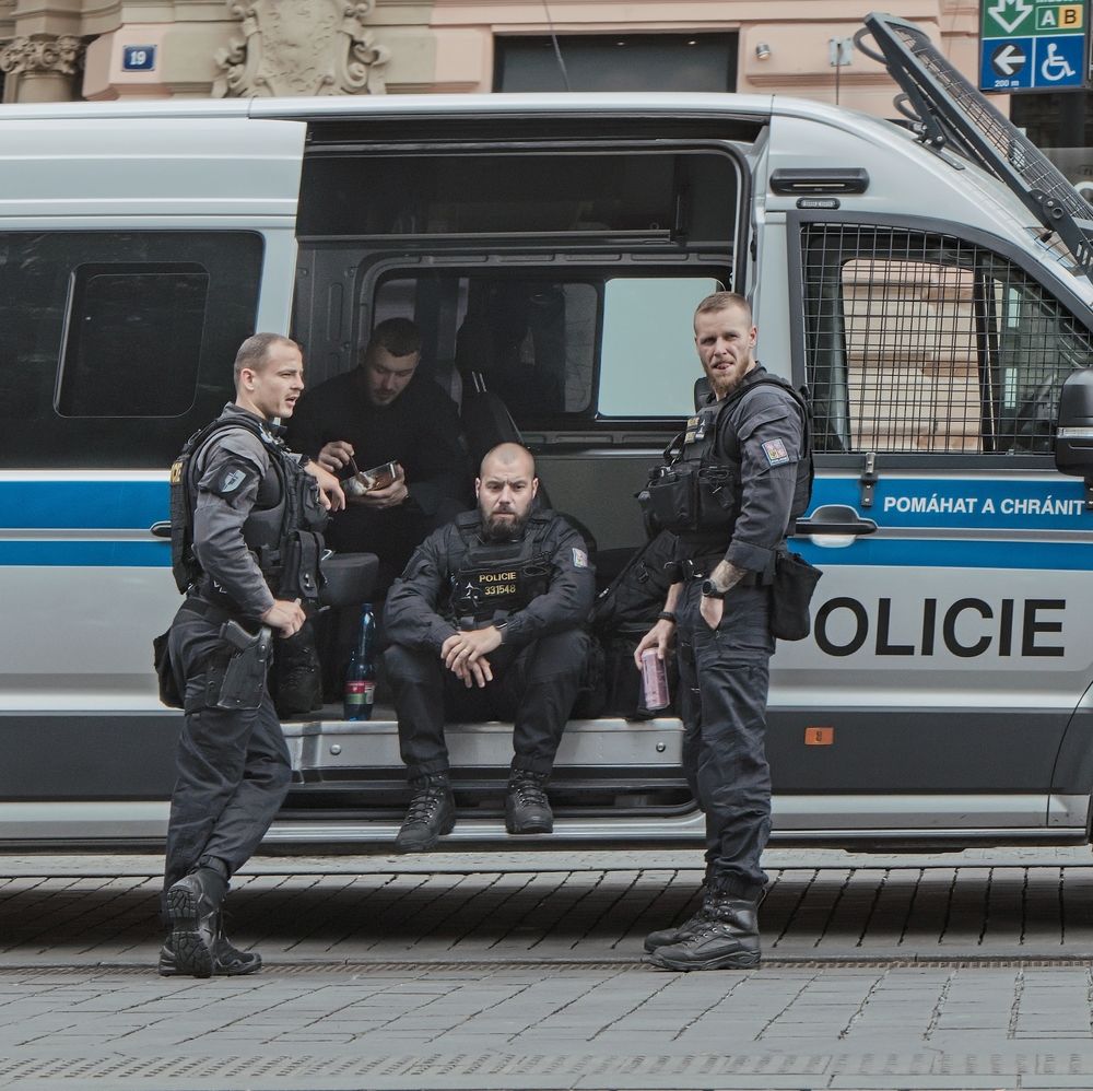 Моя полиция меня бережёт
