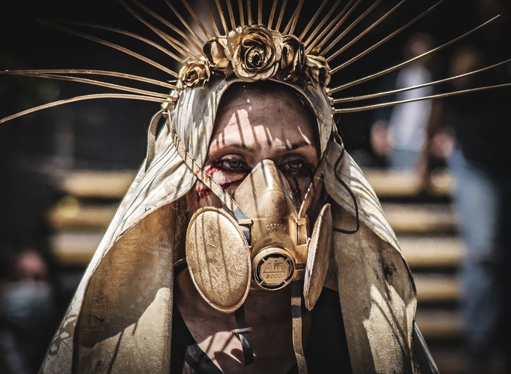 La Virgen de la Santa Revoluciòn
