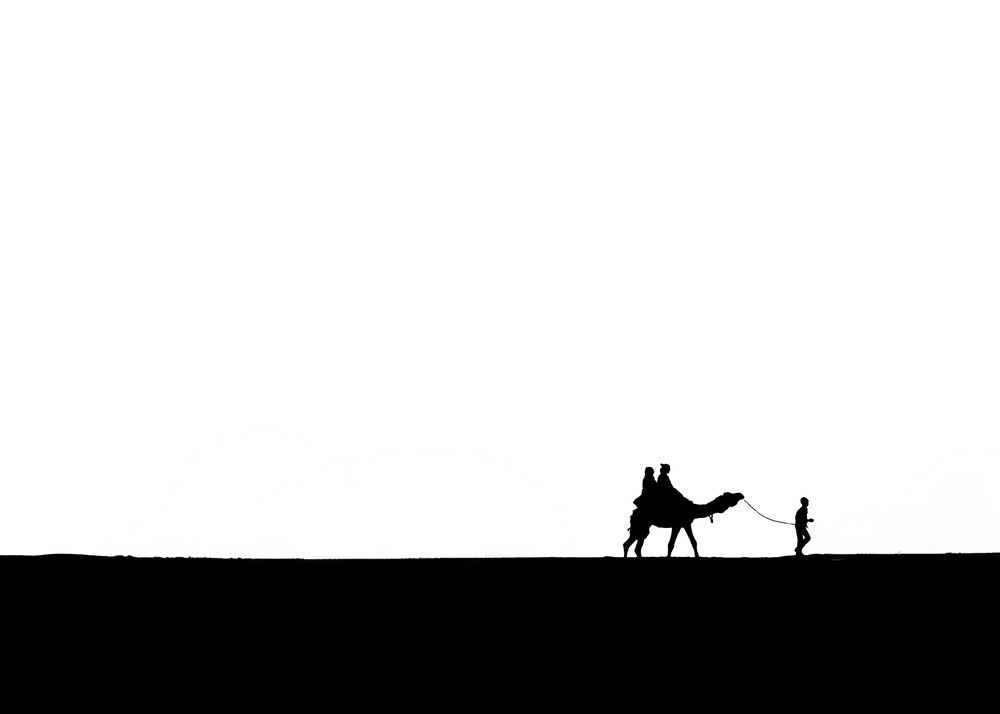 The silent caravan
