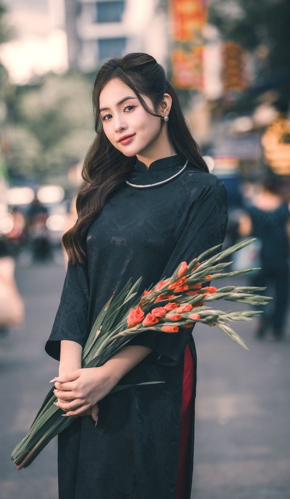 Photograph by Quân Bàng