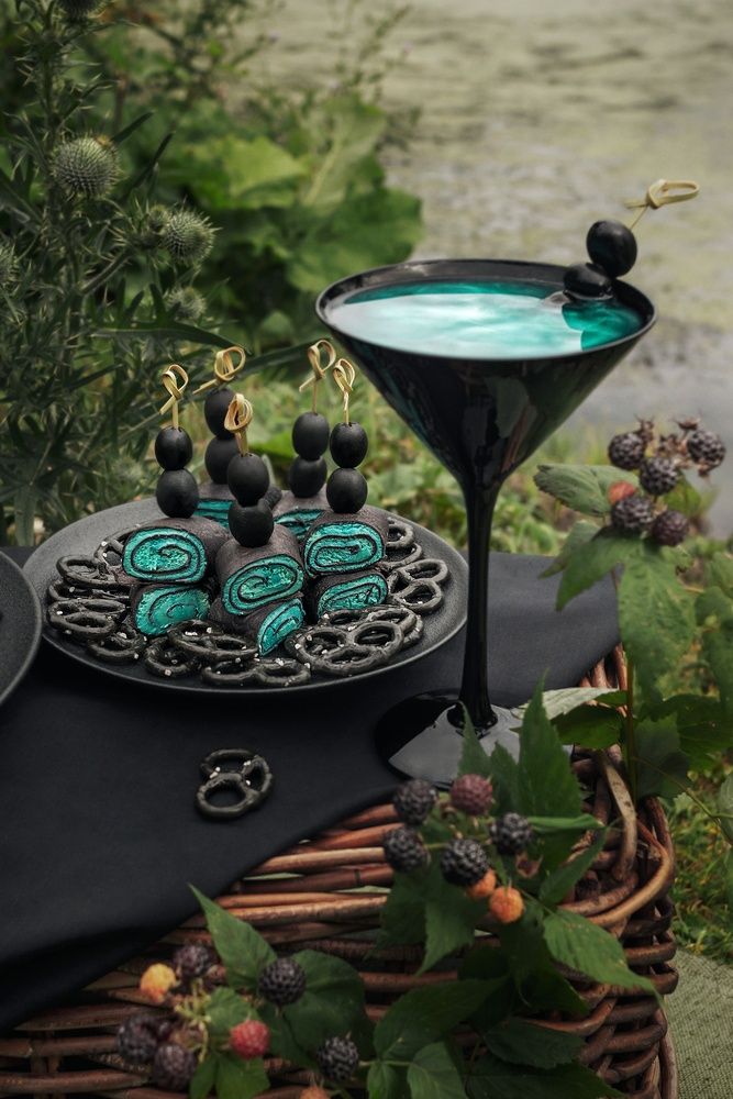 Black picnic