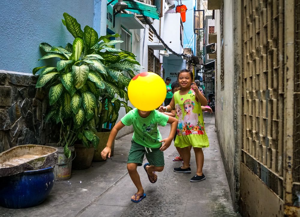 Photograph by Eugene Resh