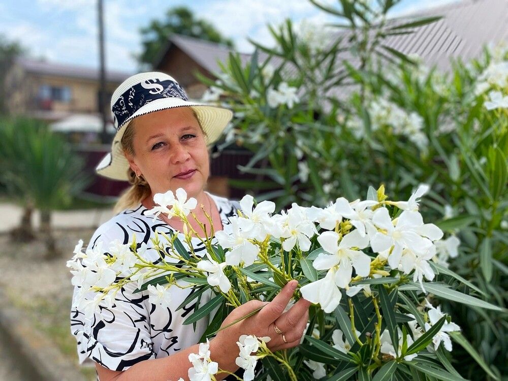 Дама в шляпе