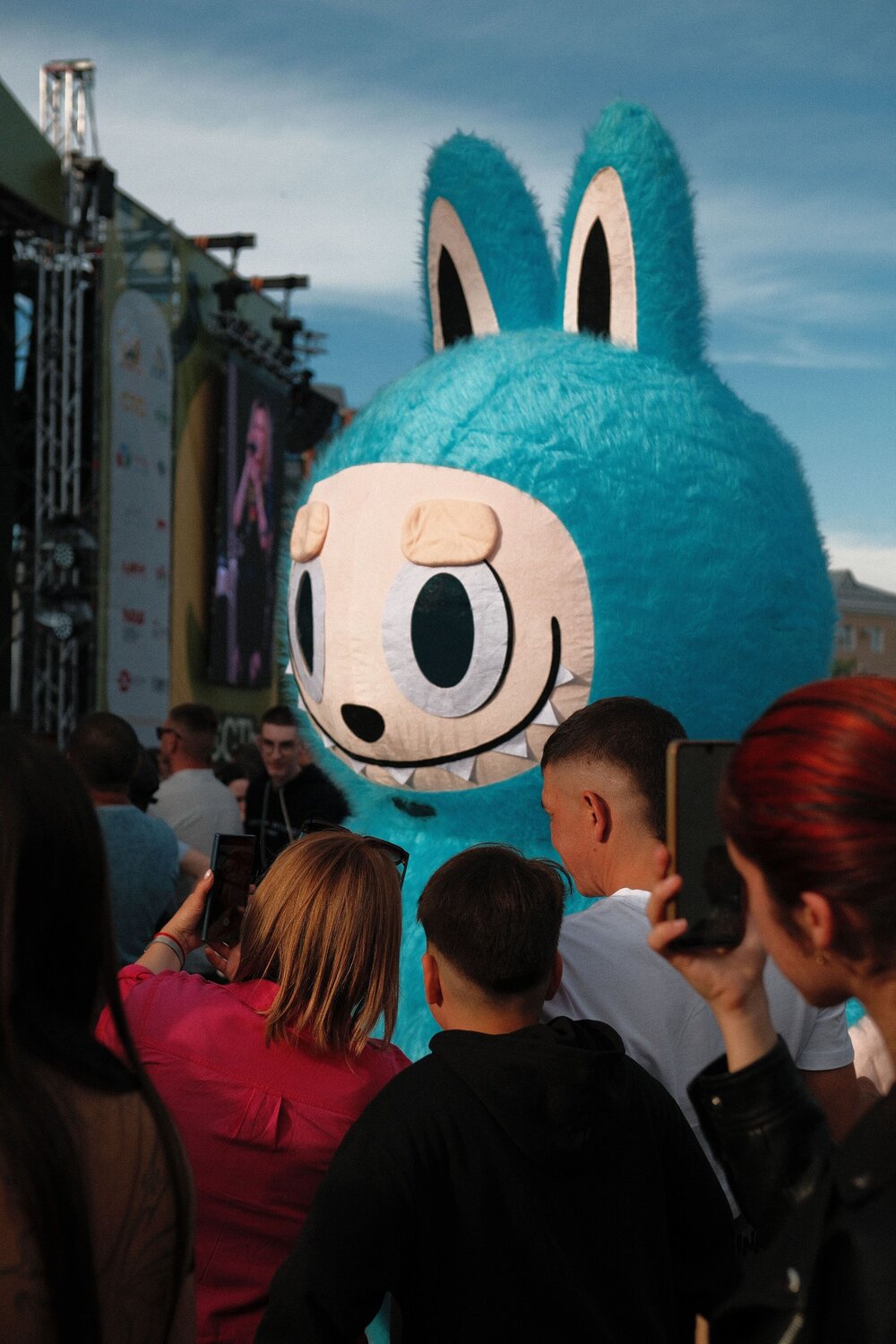 Photo #13734867