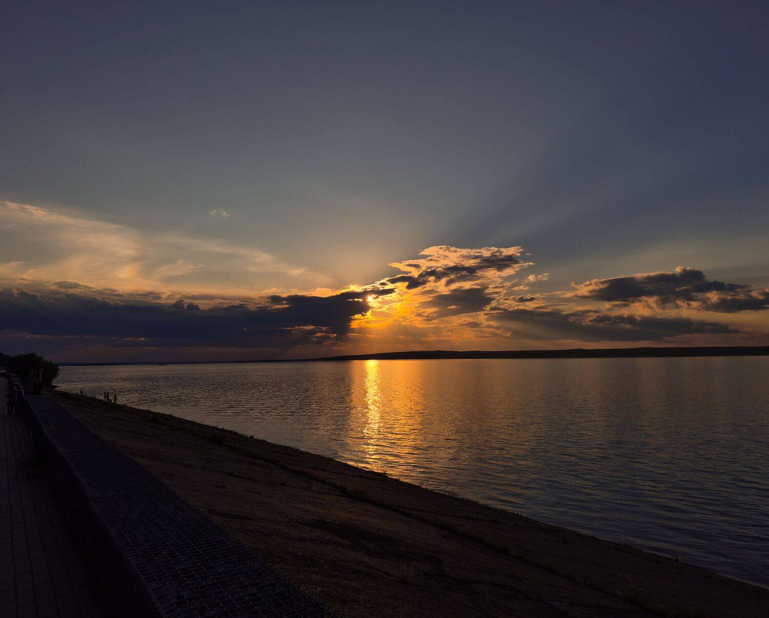 Photo #13745455