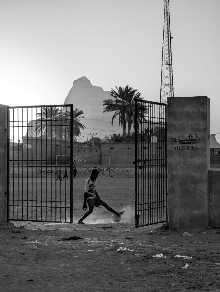 Photograph by Hazzám Zéd