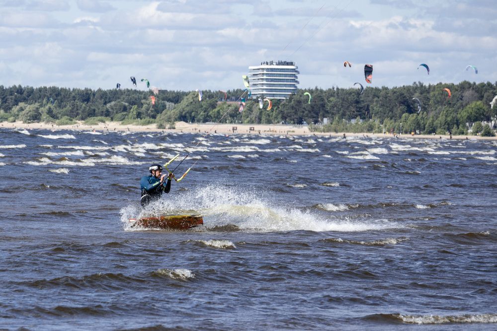 Photo #13749494