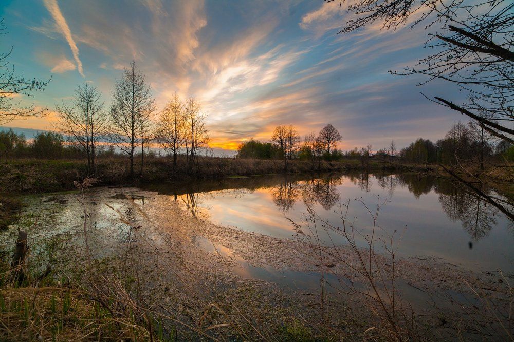 Закат на озере