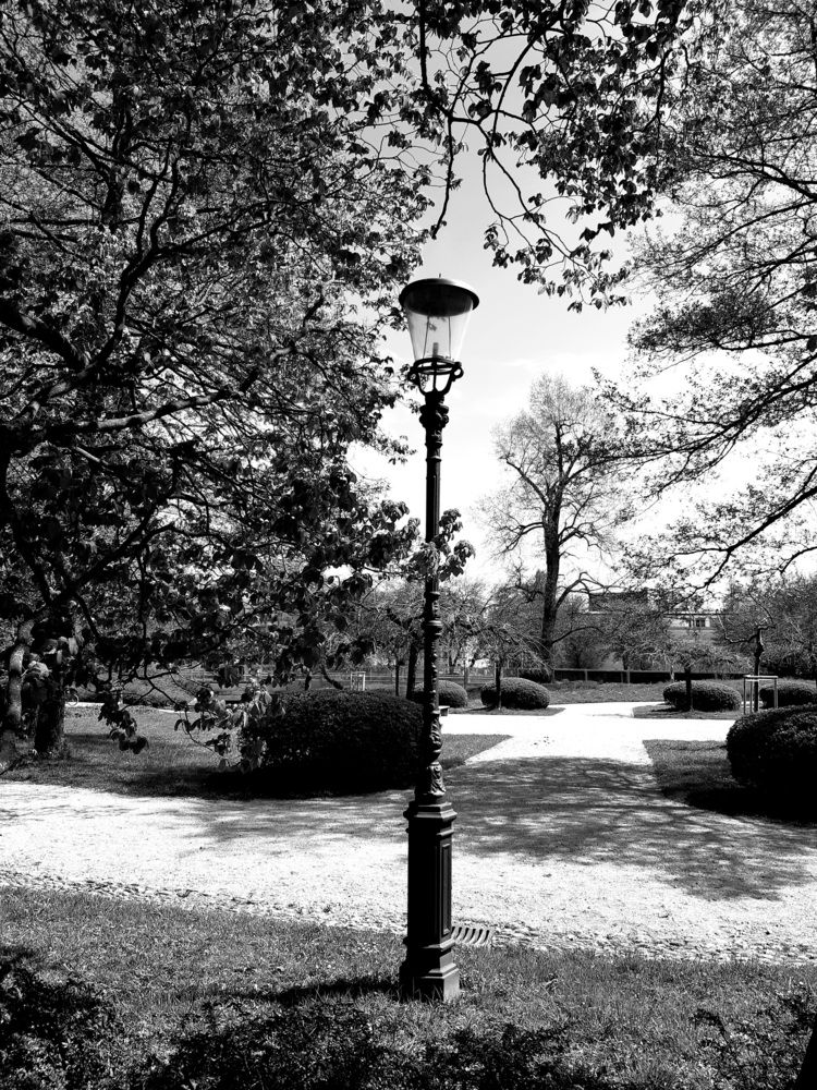 Street lamp