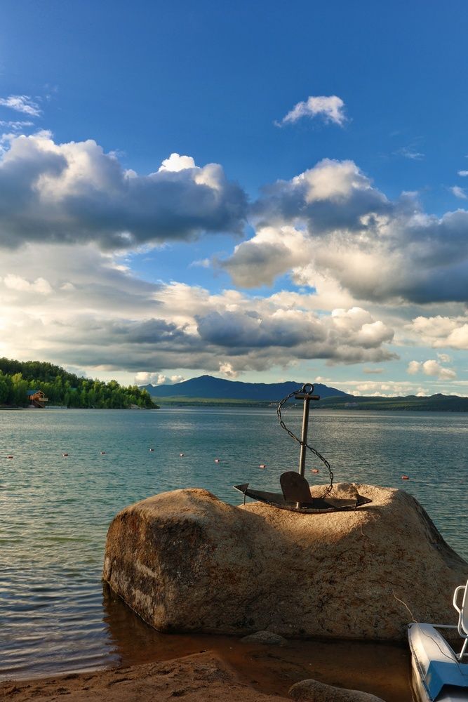 Photograph by Konstantin Kossyakov