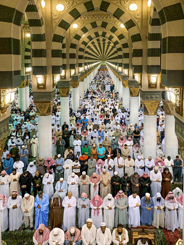 Serenity in the Prophet\'s Mosque.