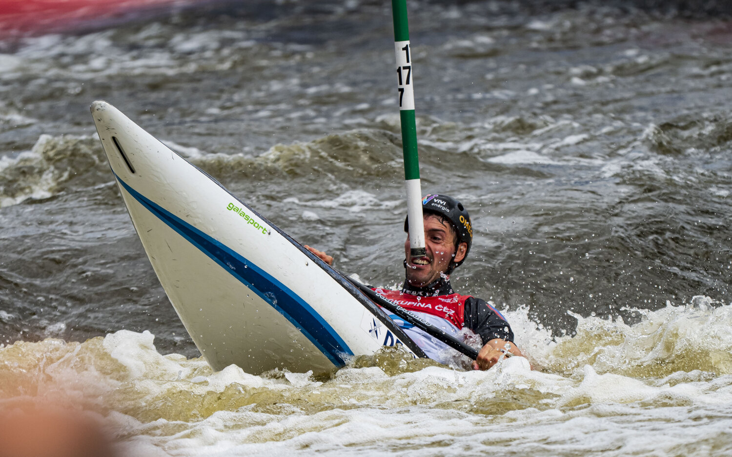 Photo #13757728