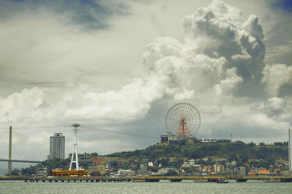 Photograph by Tung Vu Thanh