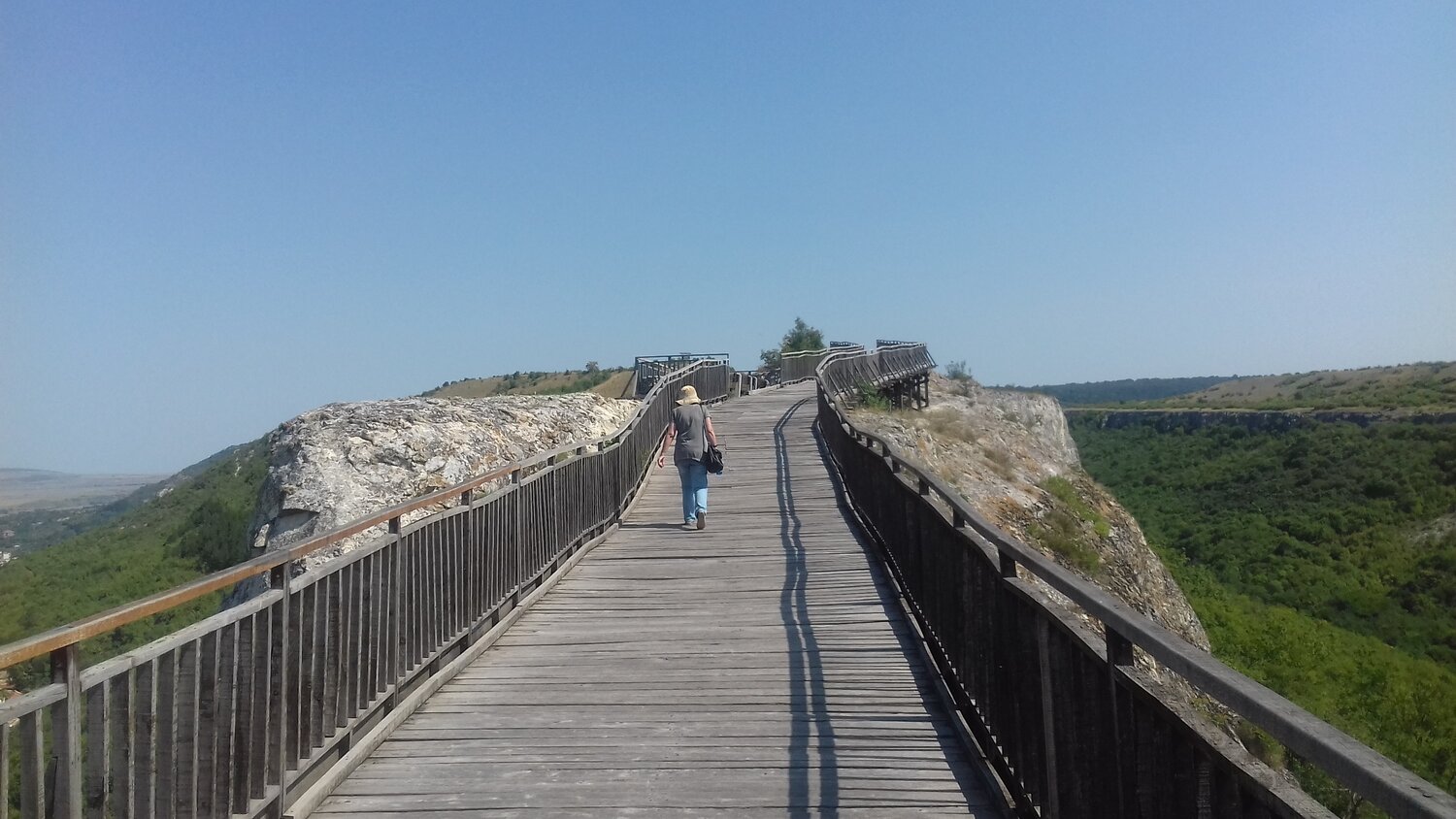 Photo #13759770
