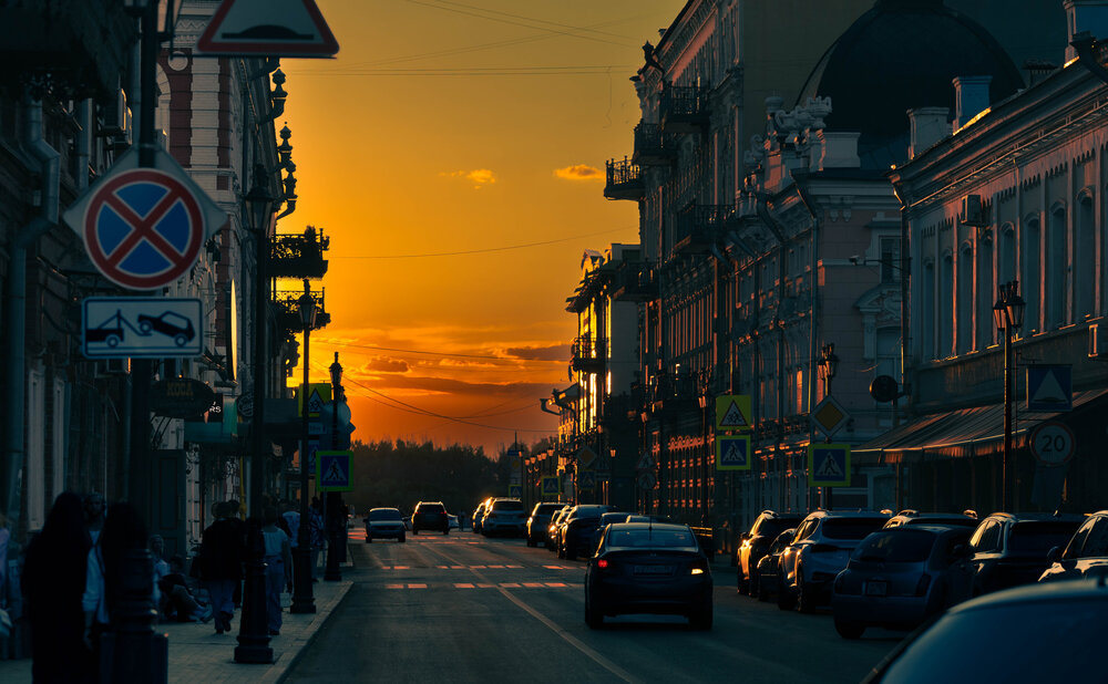 Закат на улице Астрахани