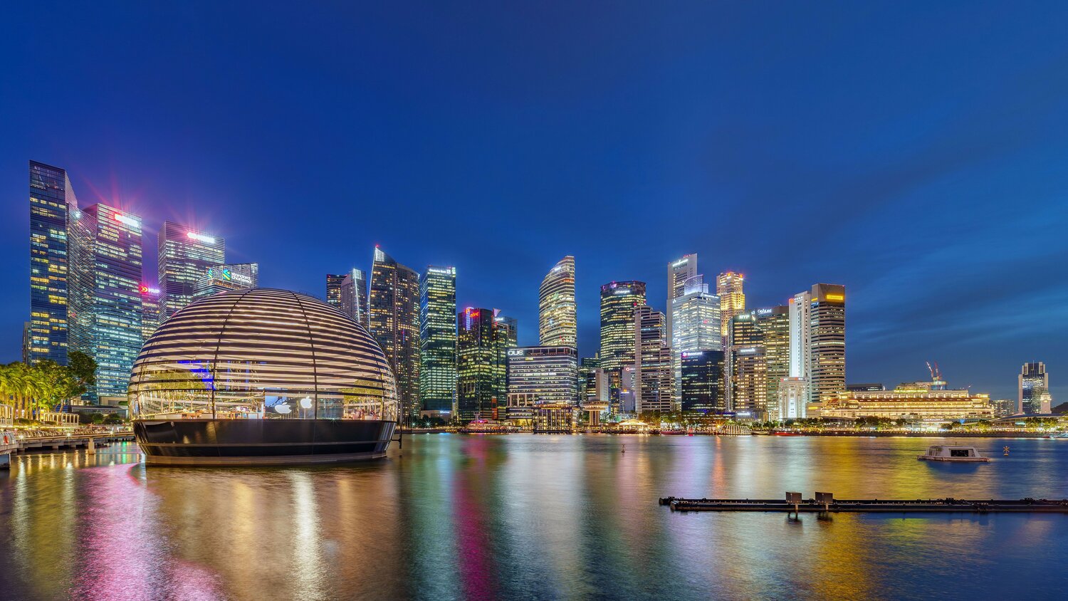 Floating Sphere at Marina Bay