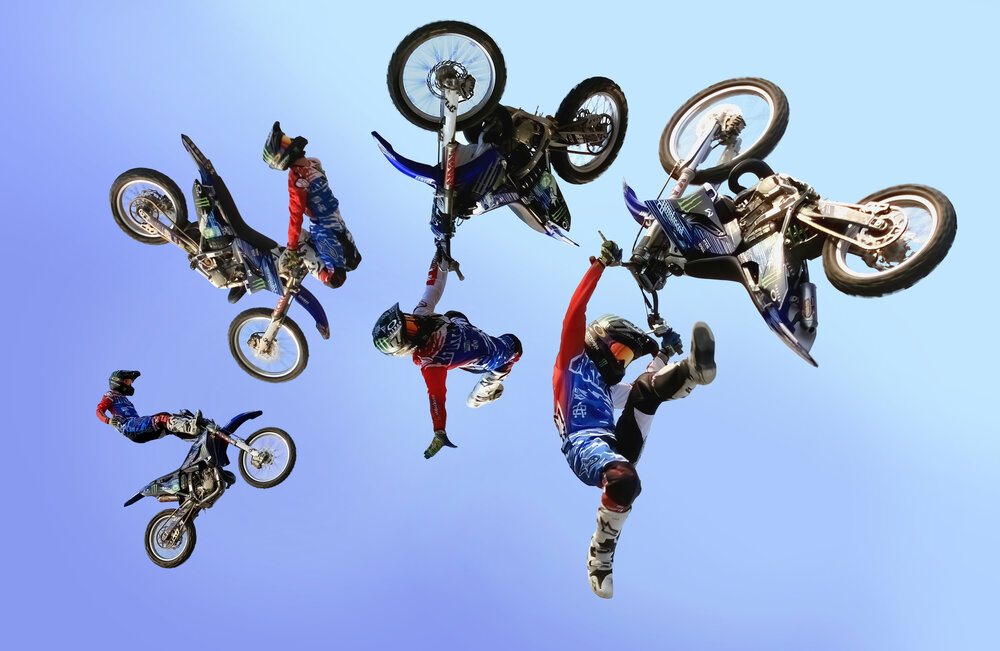 DANCE IN THE AIR