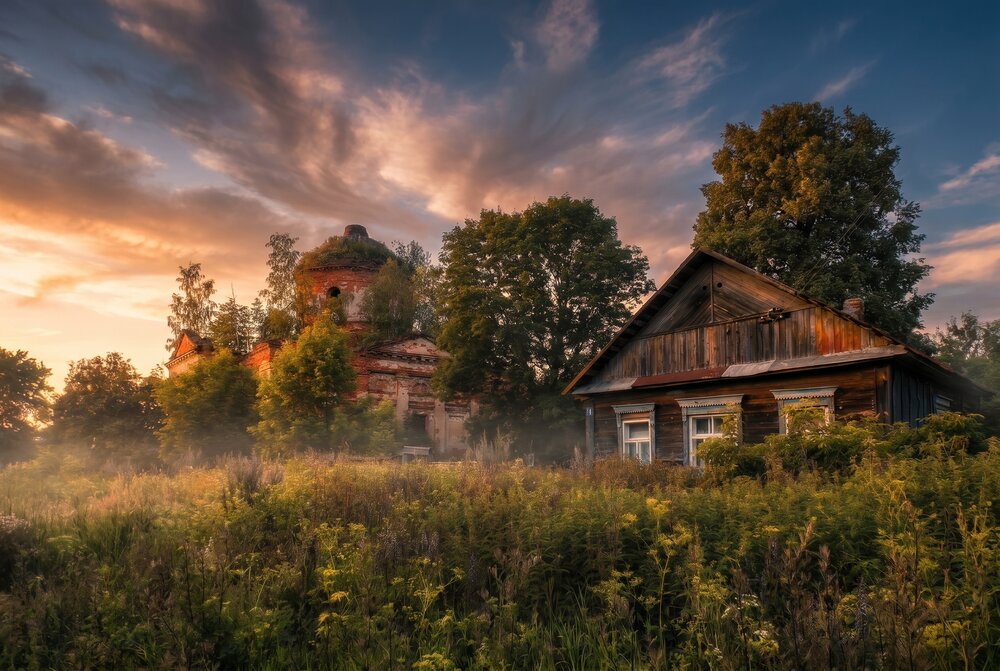 Photograph by Oleg Podlesnykh