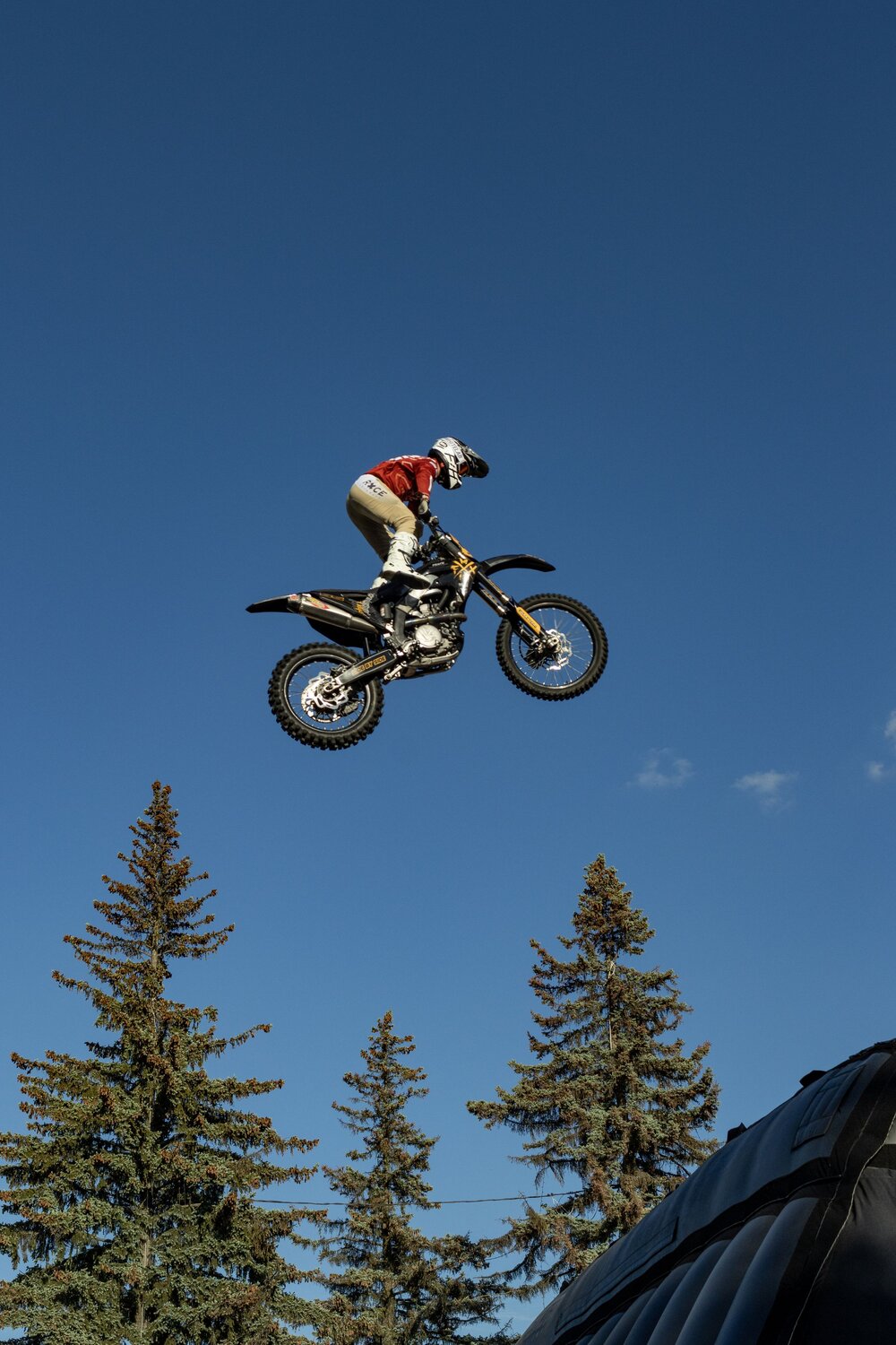 Photo #13769047