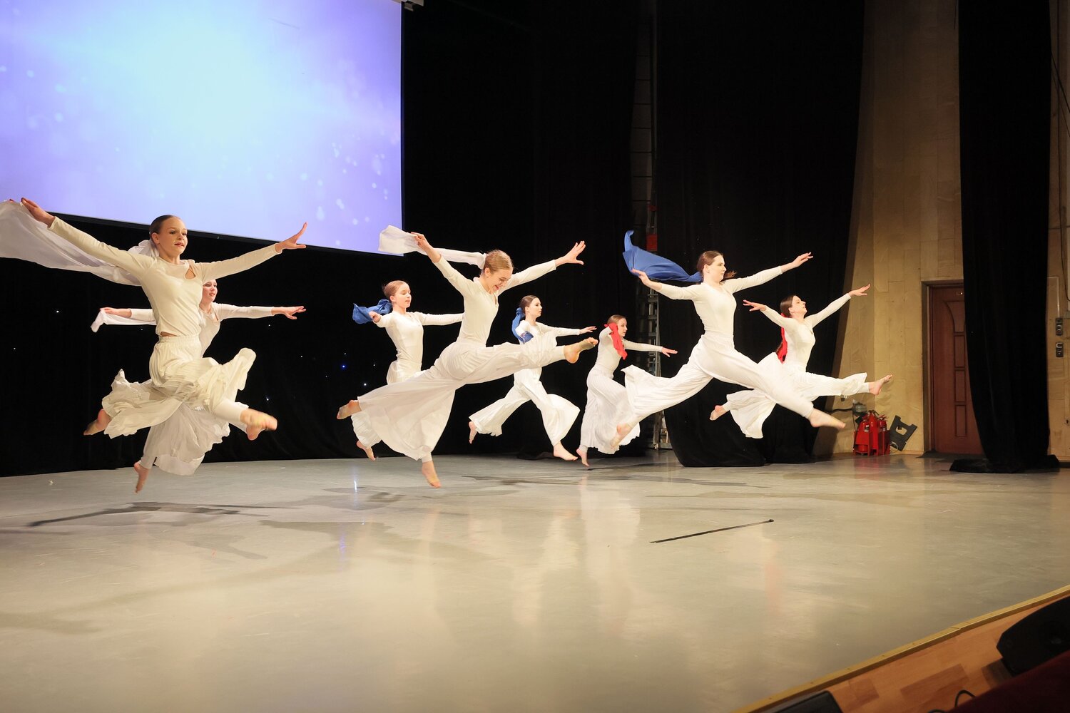 Photo #13769179