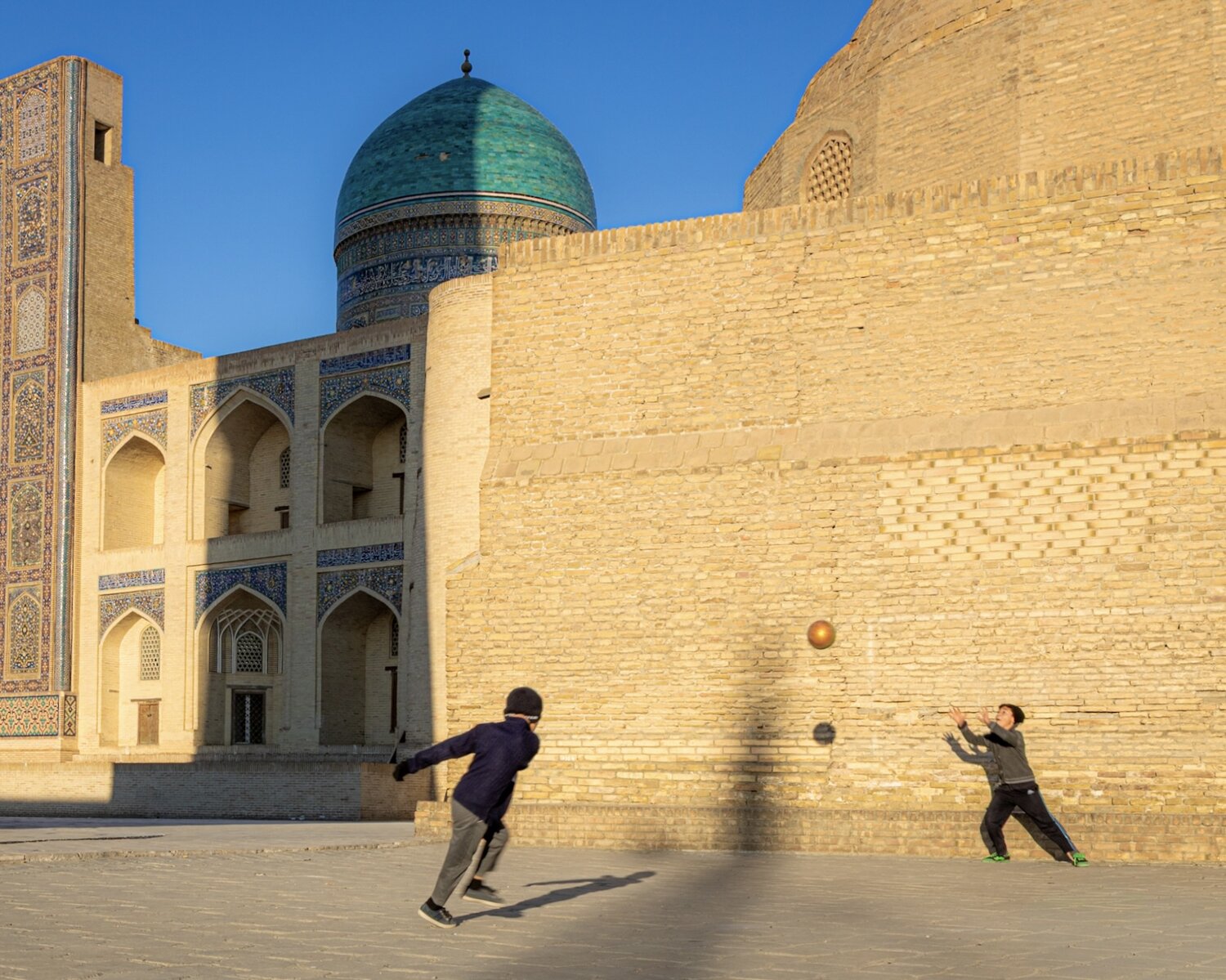 «Golden» Ball, Uzbekistan