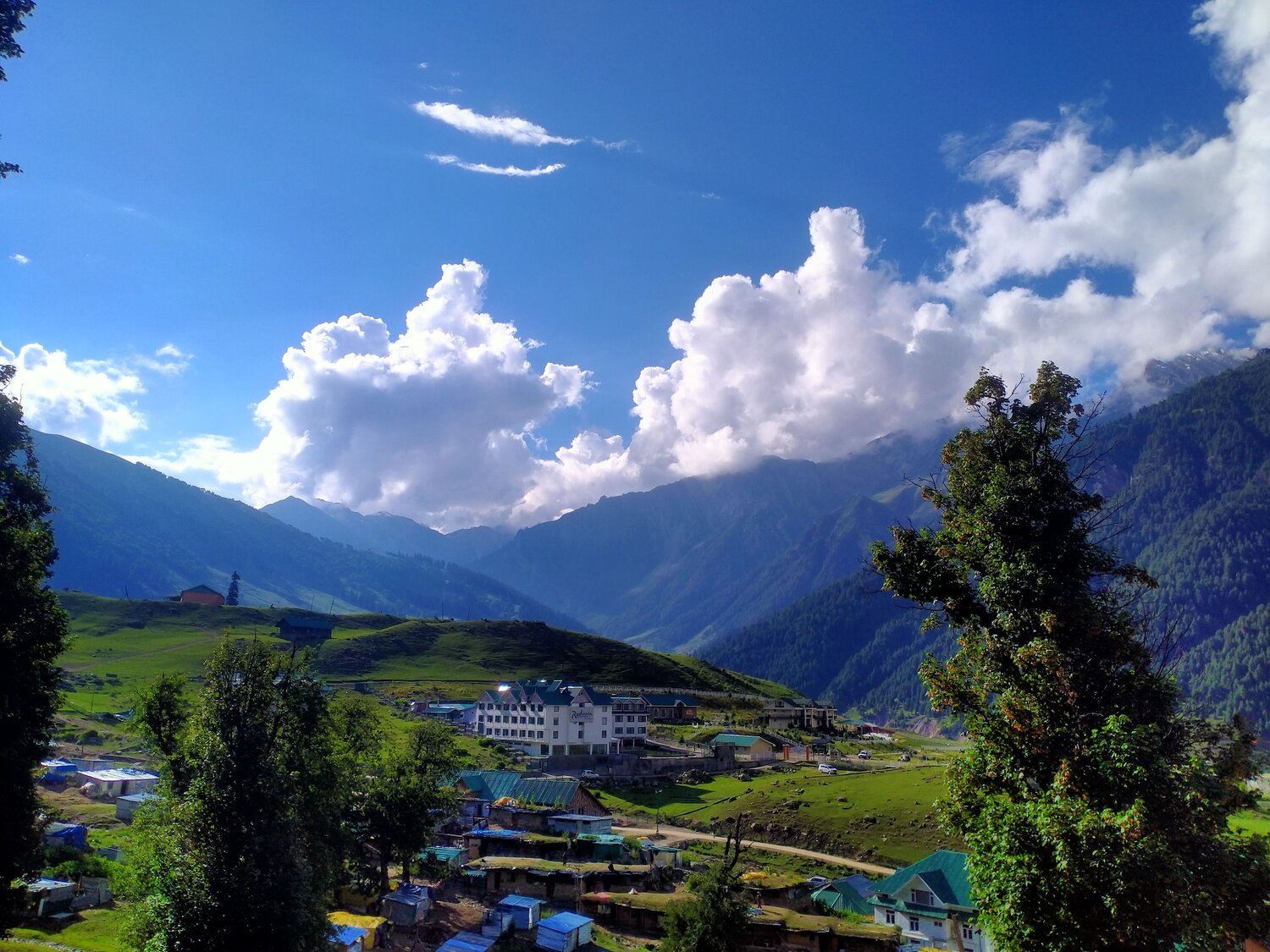 A scenic beauty of Sonamarg A scenic beauty of Sonamarg