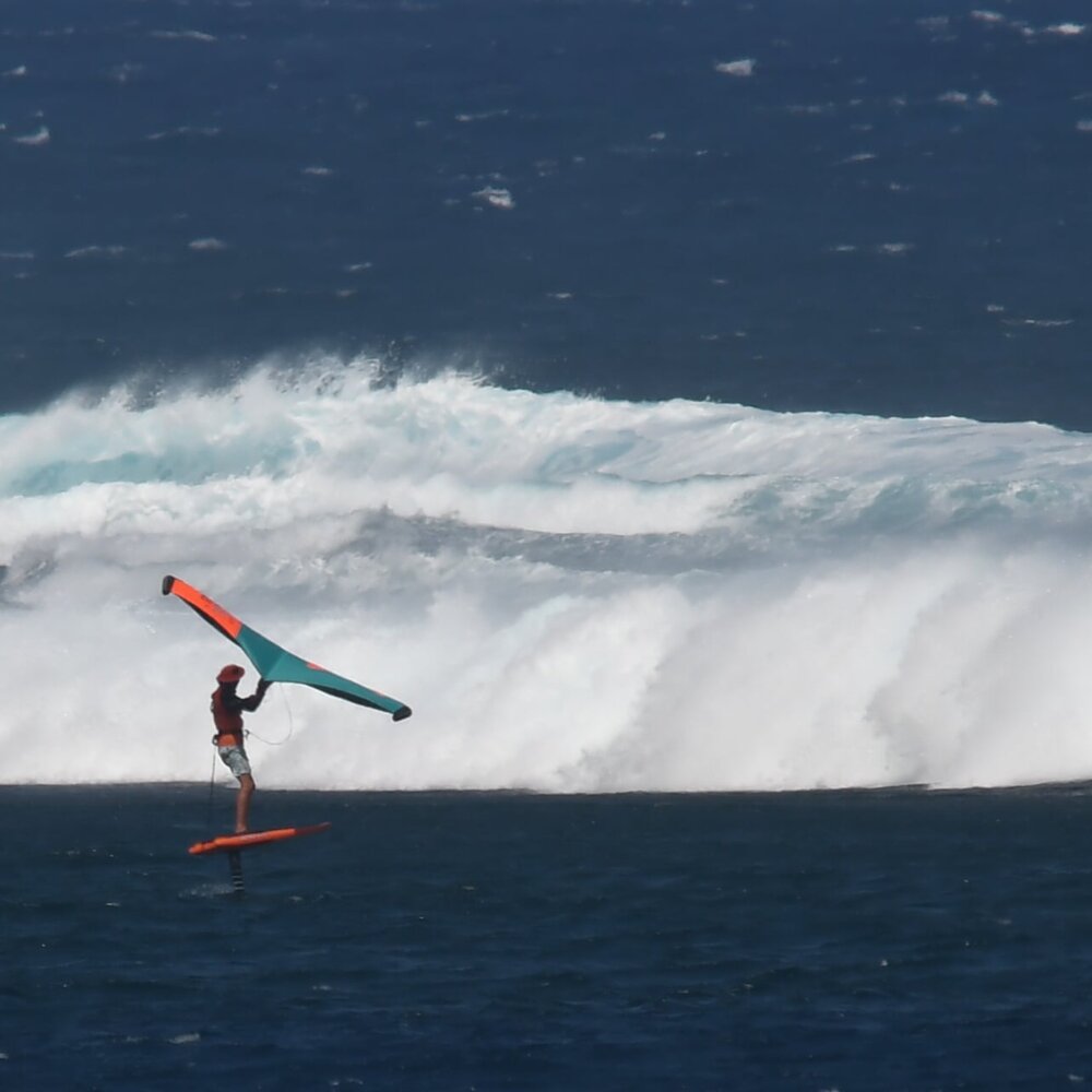 windsurf