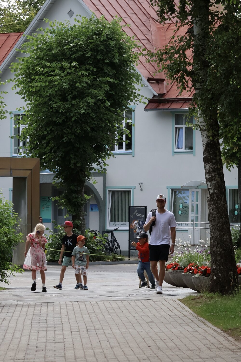 Photo #13777929
