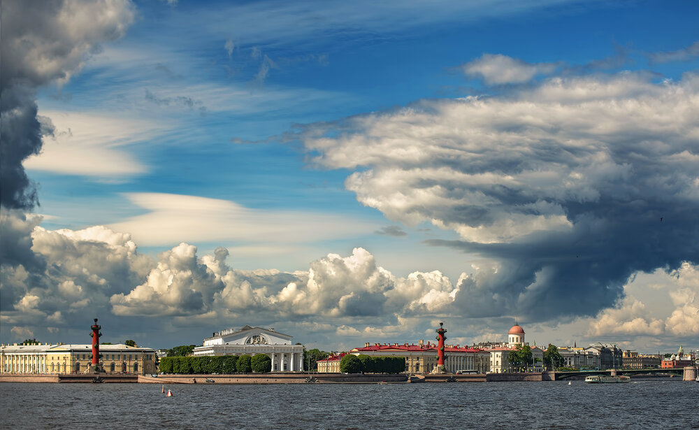 Облачный фронт. Санкт-Петербург