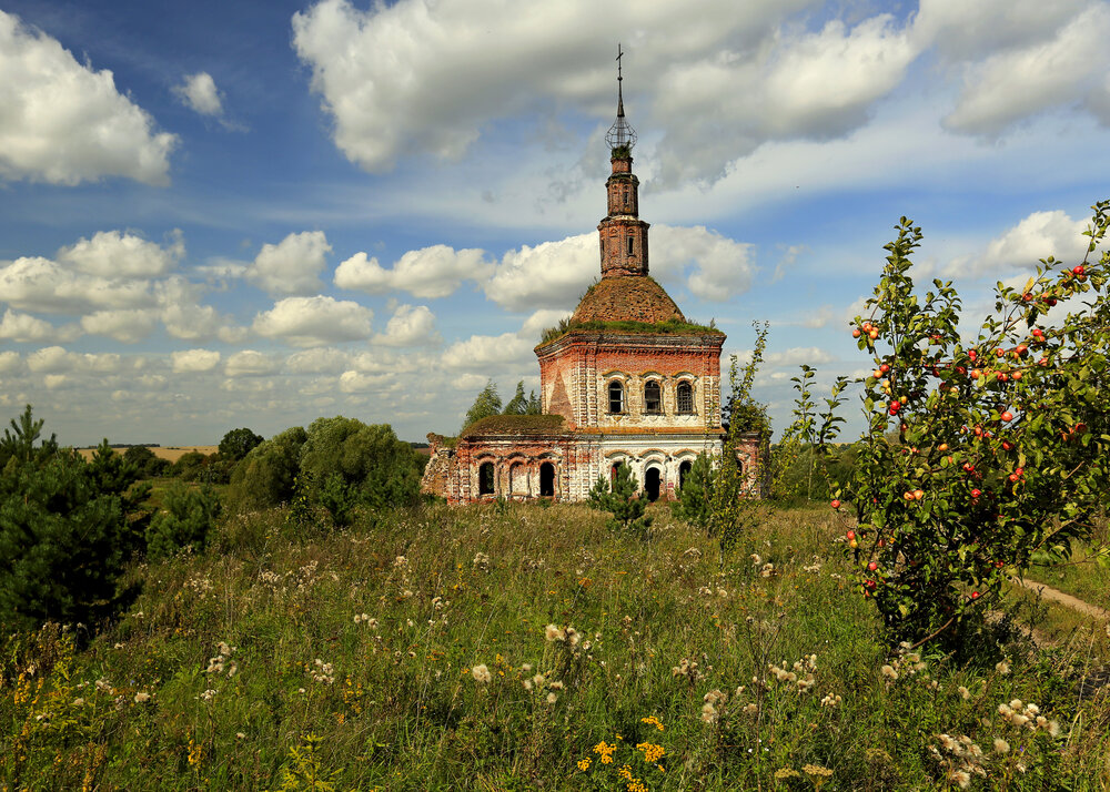 Photograph by Nikolay Suglobov