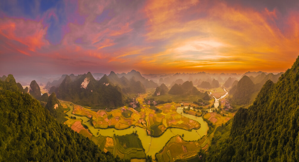 Photograph by Lê Huy Anh