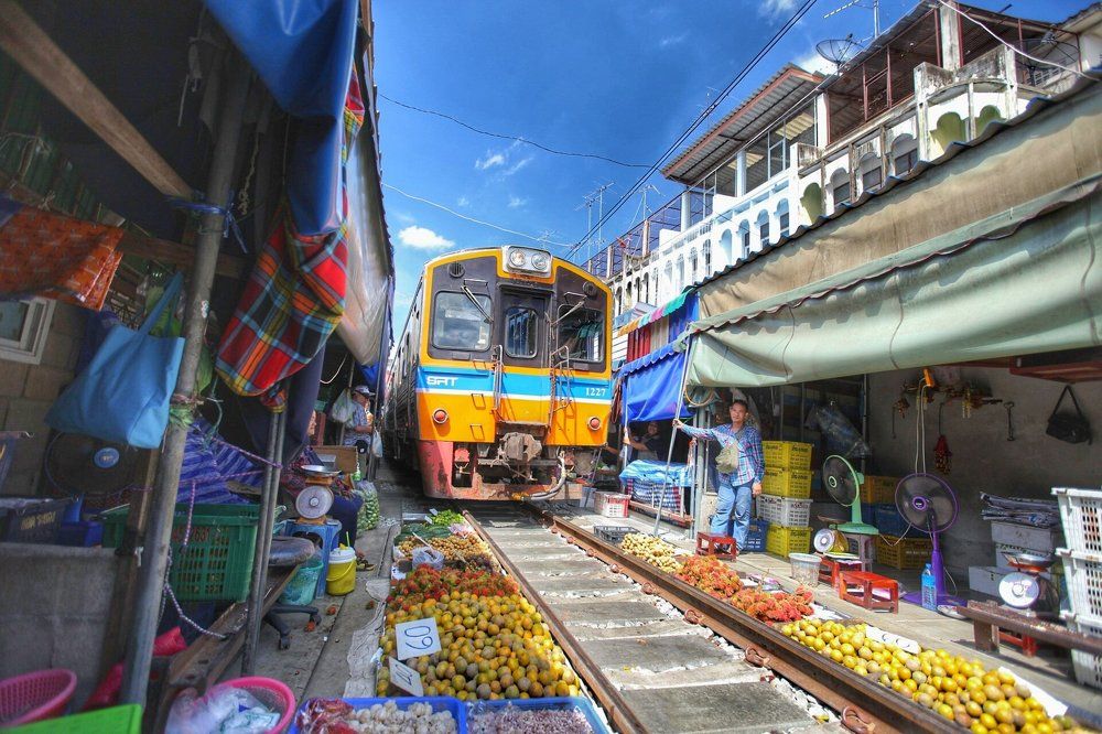 Train Market