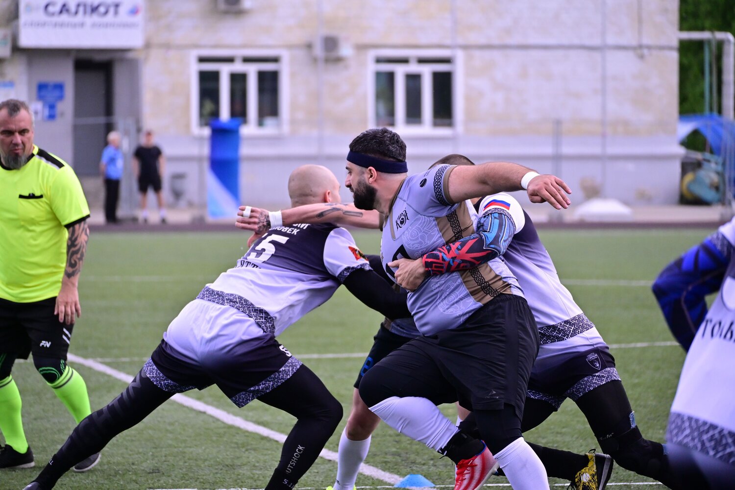 Photo #13800578