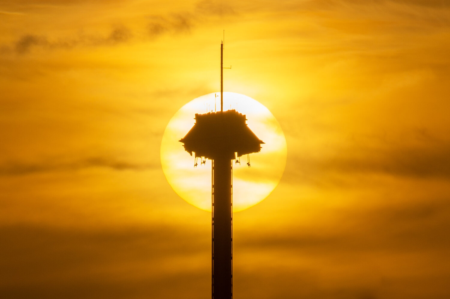 Hurakan Condor Sunset