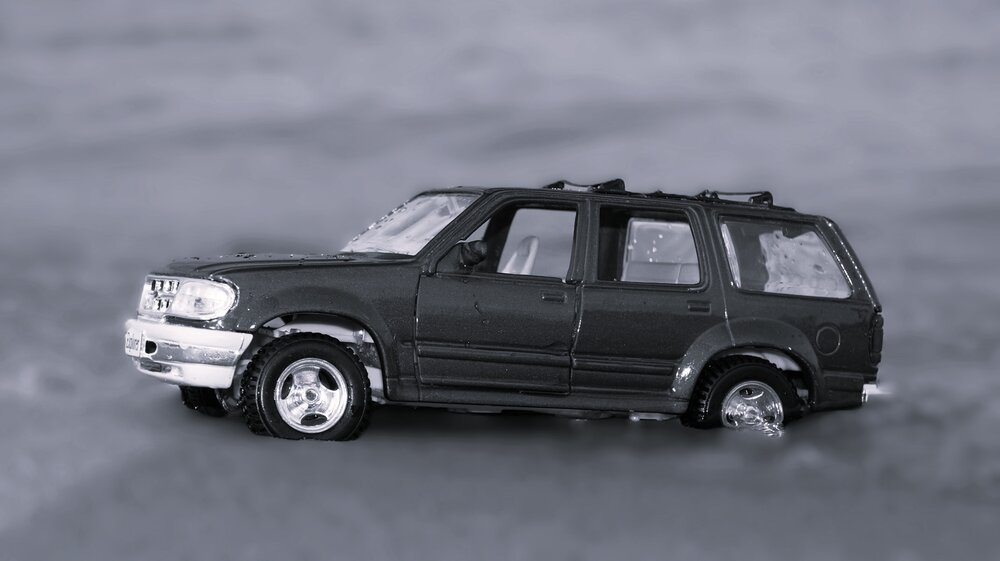 «Пыль дорог» (Irony of a toy in a vast empty space)