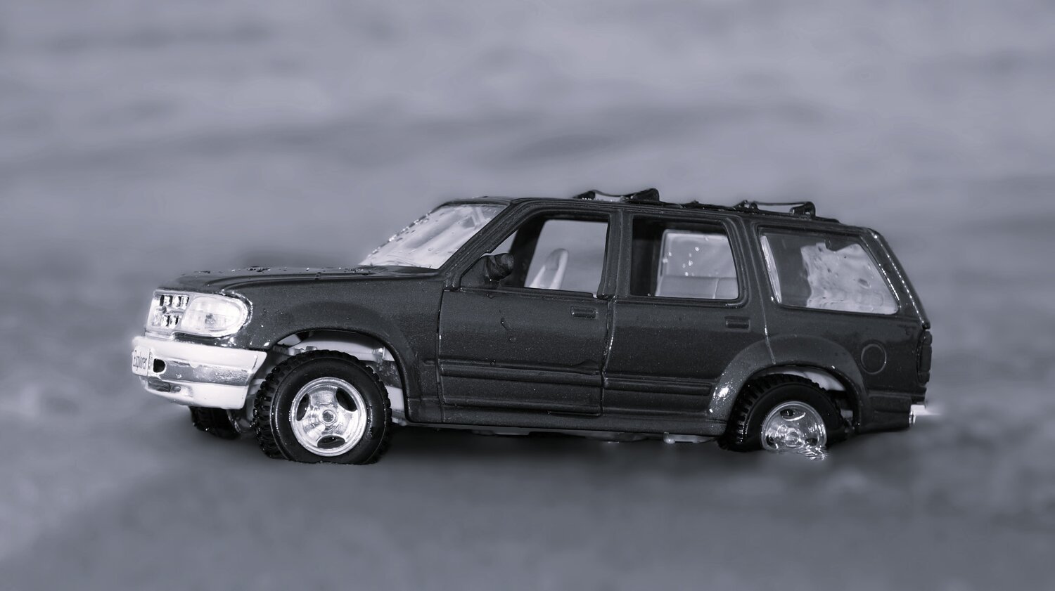 «Пыль дорог» (Irony of a toy in a vast empty space)