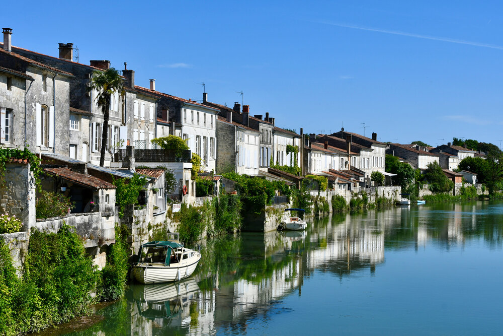 The village of Saint-Savinien-sur-Charente