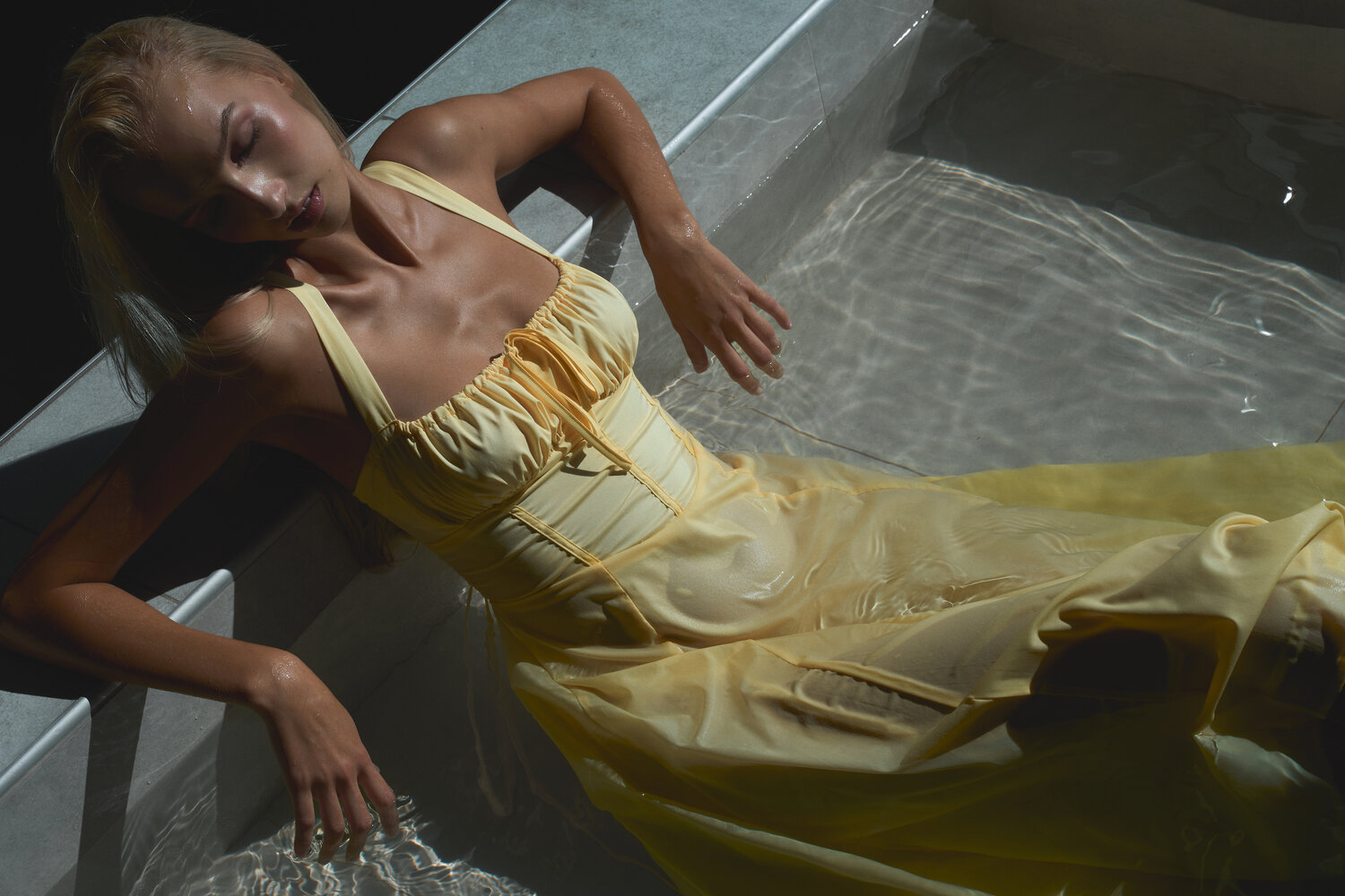 Photo #13830590