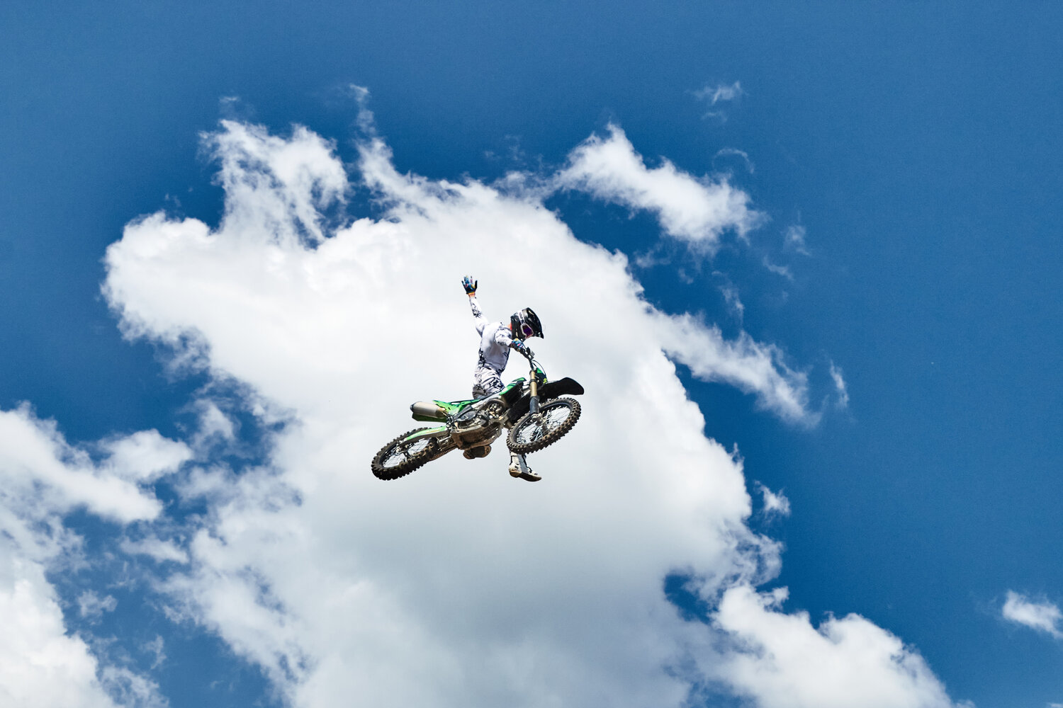Photo #13830974