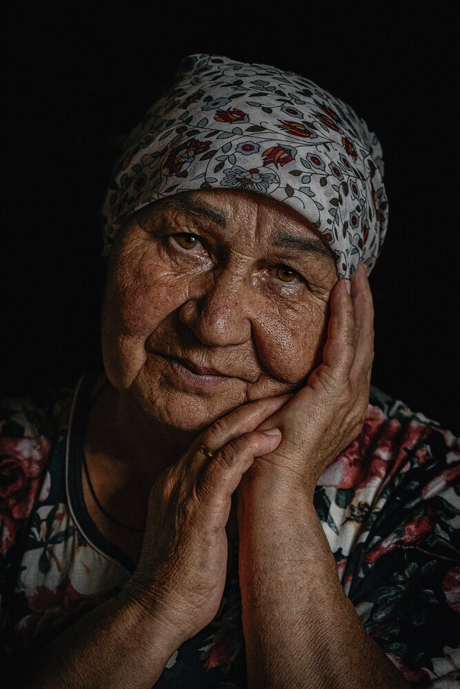 Портрет пожилой женщины