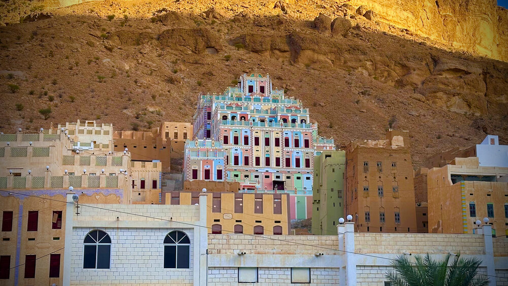 Geometry of Light, Color, and Mudbrick