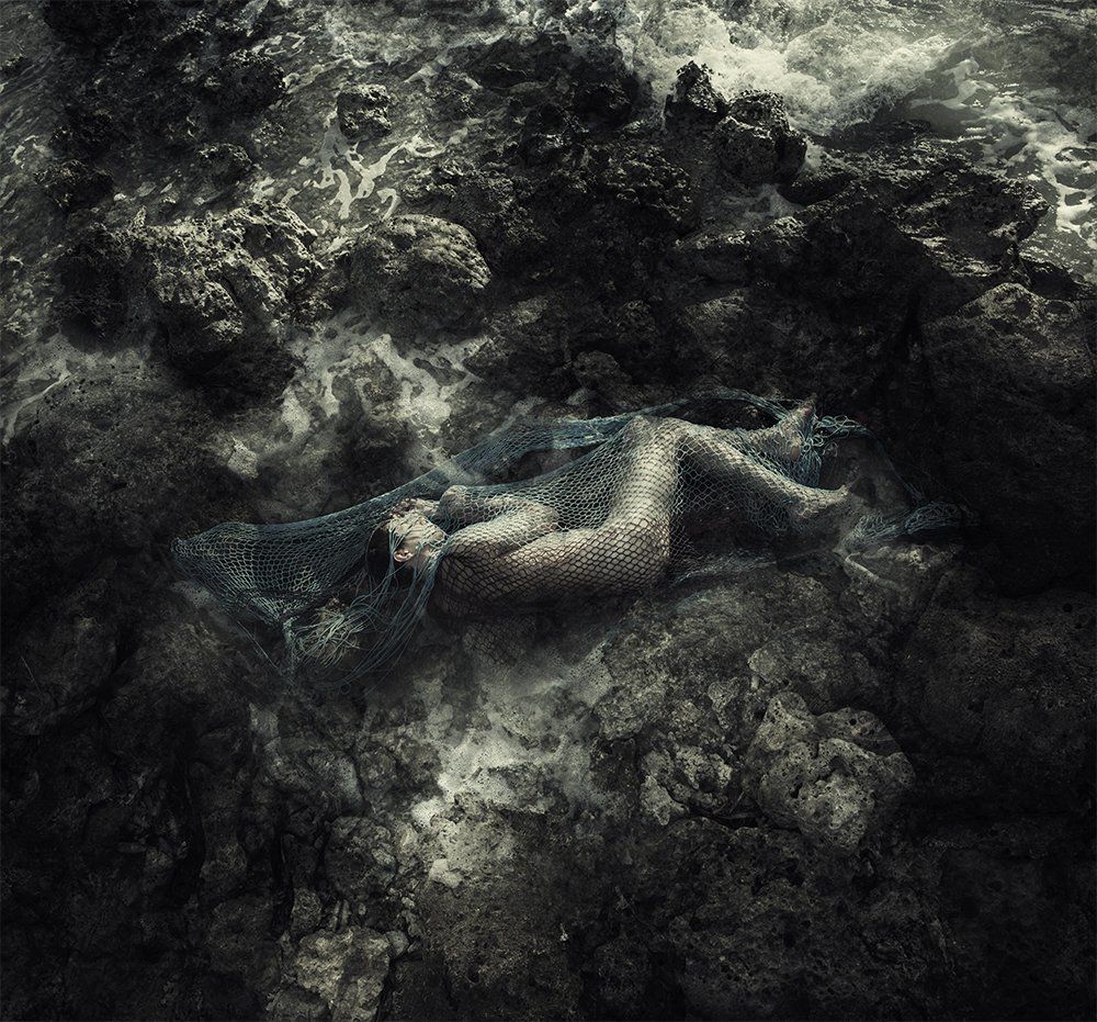 Photograph by Gleb Shabashnyi