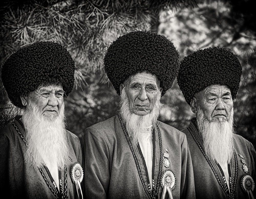 Аксакалы (Белобородые)