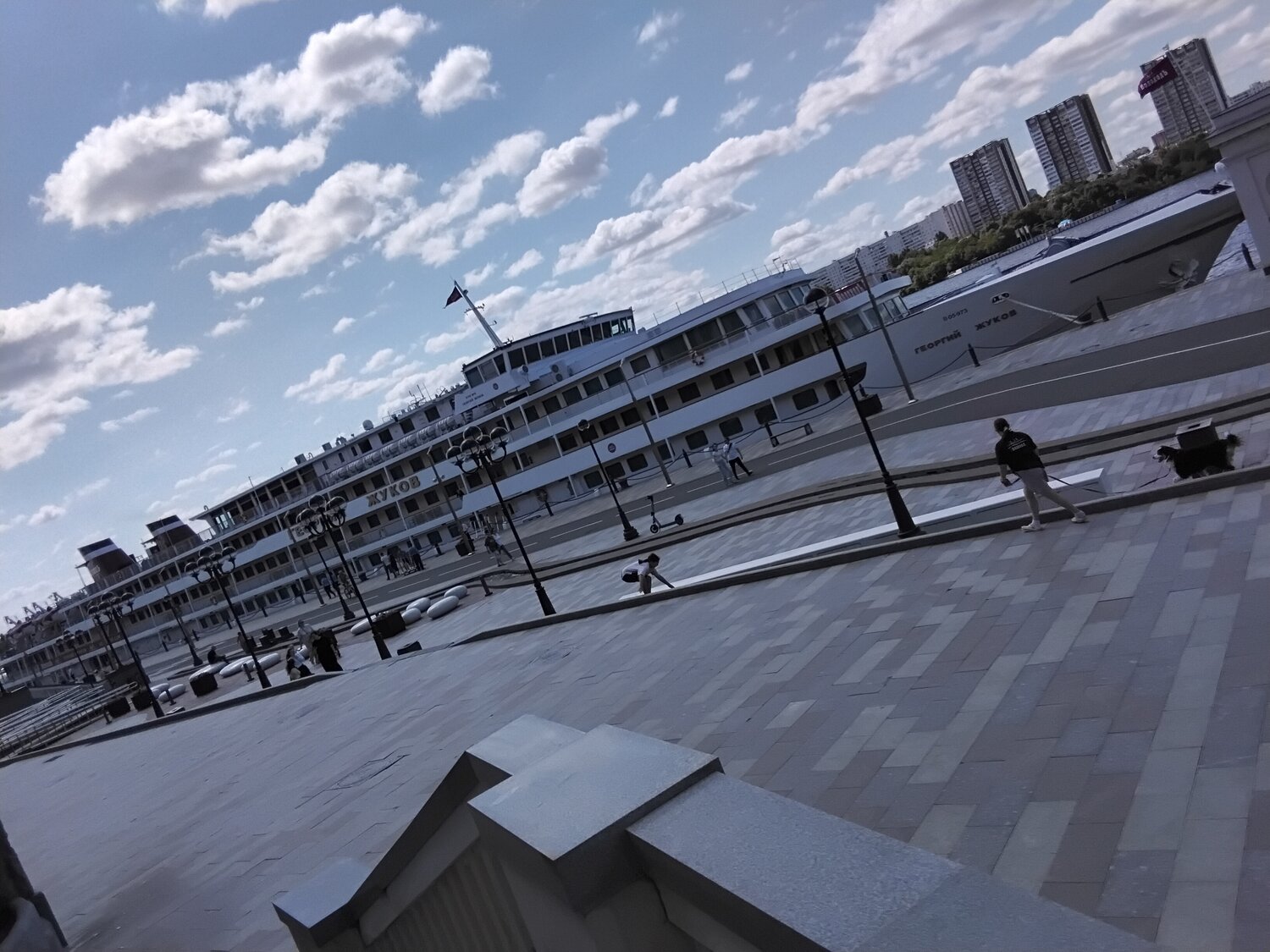 Теплоход ГЕОРГИЙ ЖУКОВ